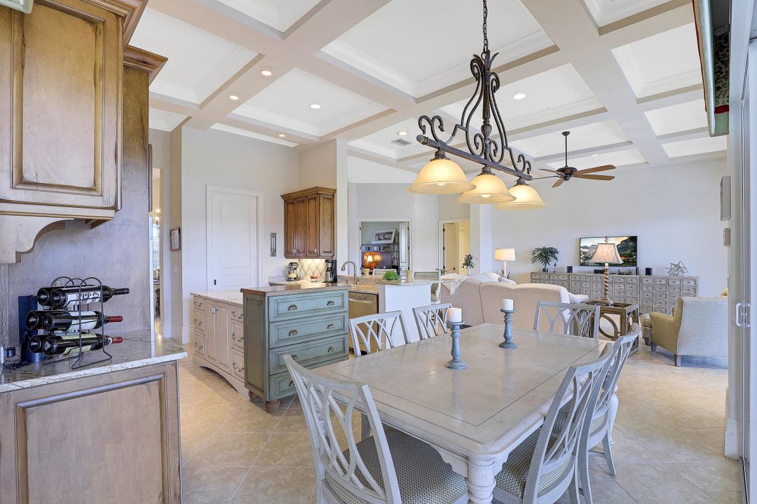 3740 Mossy Oak Dr, Fort Myers, FL 33905