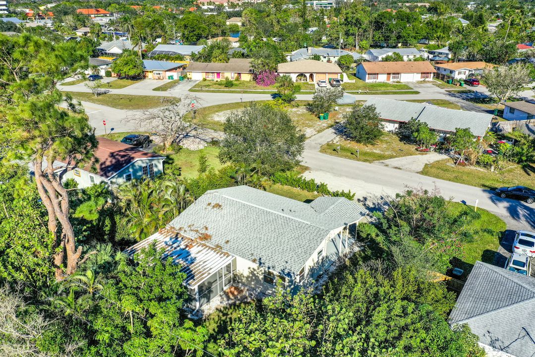 1120 S Alhambra Cir, Naples, FL 34103