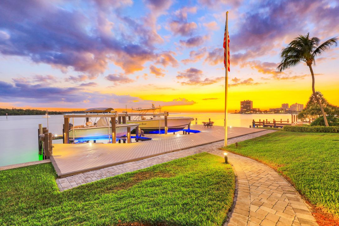 1461 Caxambas Ct, Marco Island, FL 34145