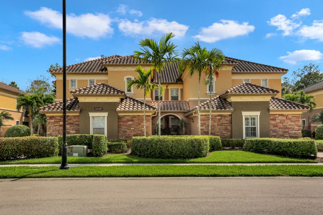 9508 Ironstone Terrace #201, Naples, FL 34120