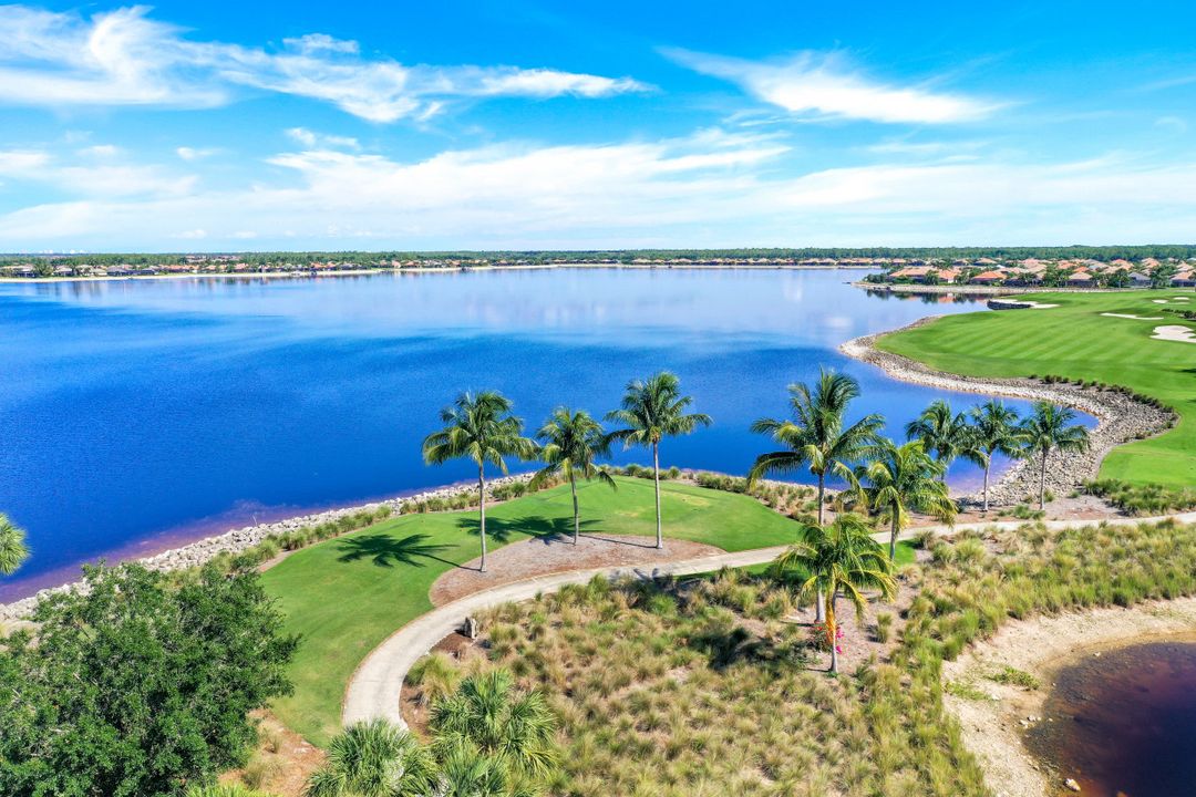 9064 Siesta Bay Dr #102, Naples, FL 34120