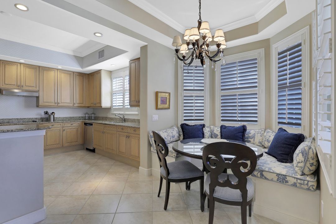 575 Avellino Isles Cir #101, Naples, FL 34119