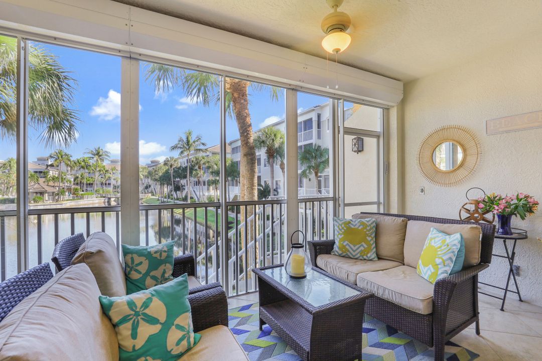 7750 Pebble Creek Cir #105, Naples, FL 34108