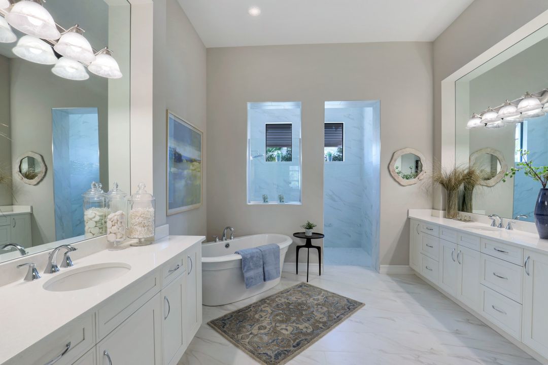 9011 Arrezo Ct, Naples, FL 34119