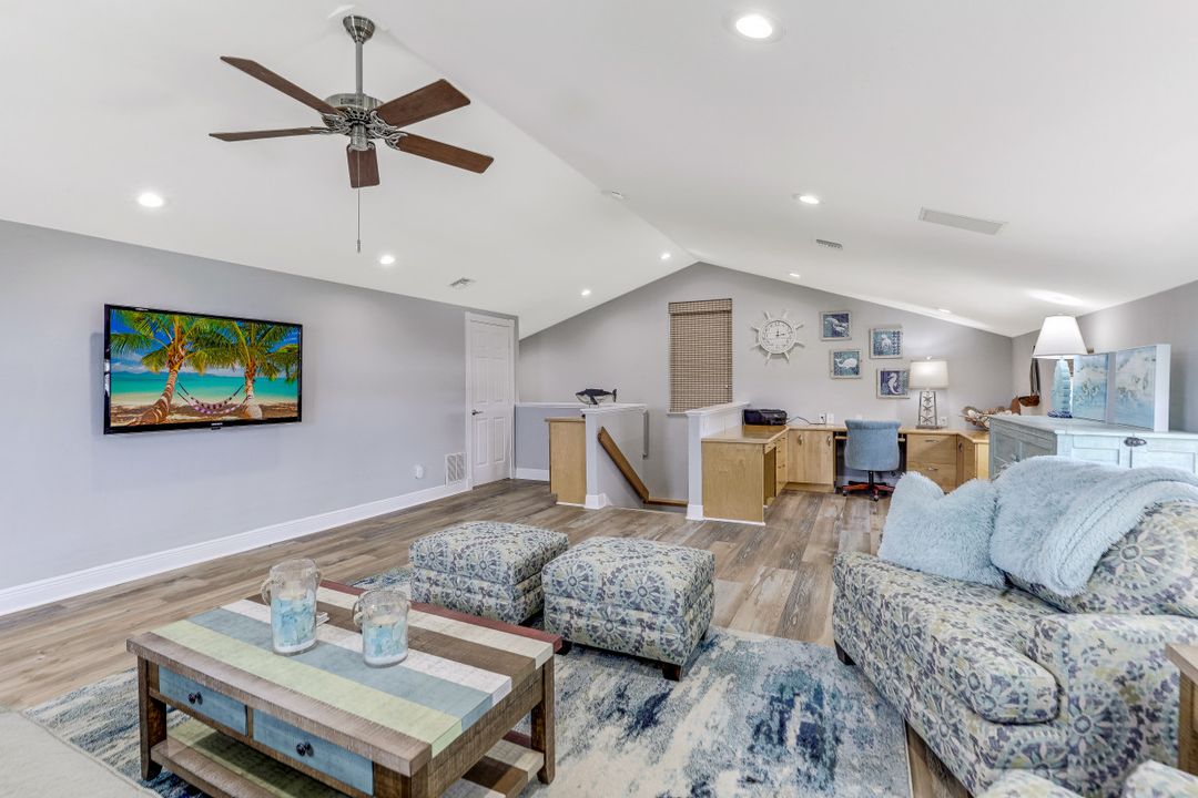 1767 Hummingbird Ct, Marco Island, FL 34145