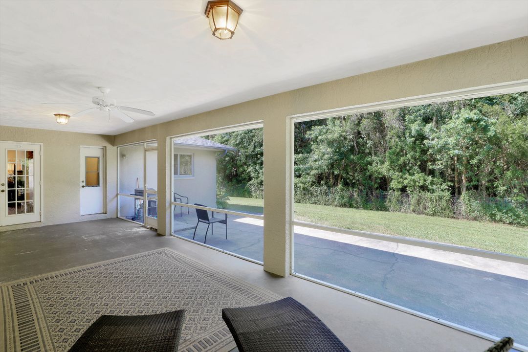 6665 Dabney St, Fort Myers, FL 33966