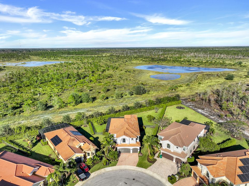 2827 Thunder Bay Circle, Naples, FL 34119