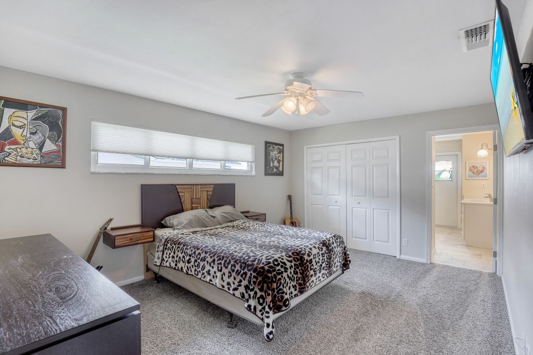 256 Bayshore Dr, Cape Coral, FL 33904