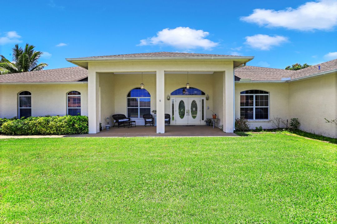 6705 Overlook Dr, Fort Myers, FL 33919