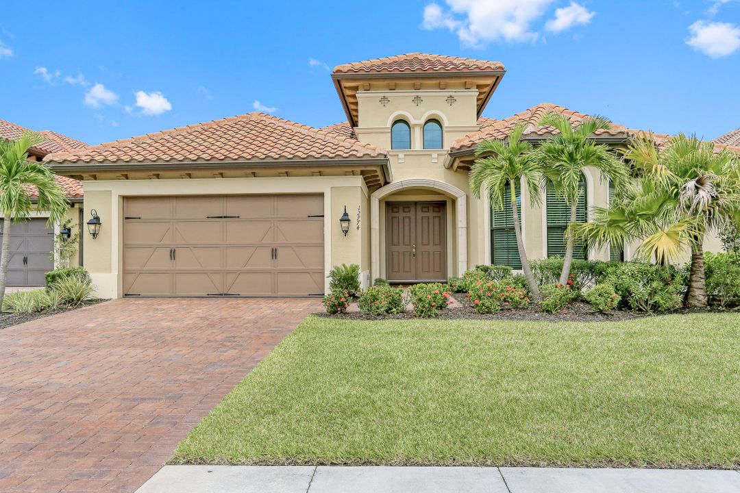 12774 Dundee Ln, Naples, FL 34120