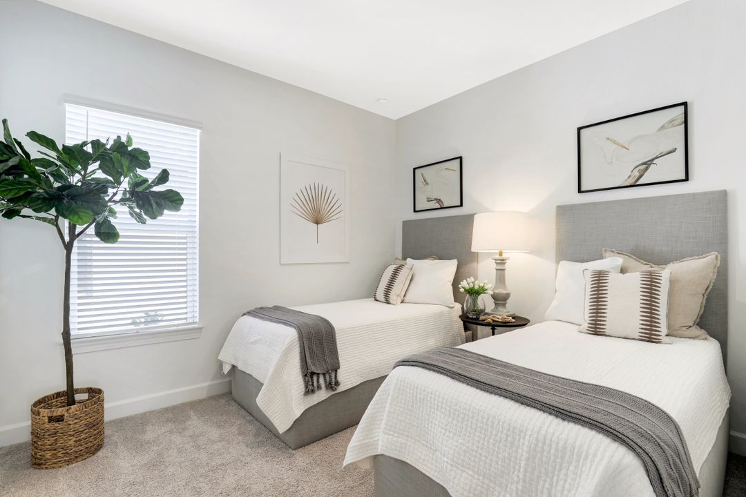 8924 Cappello Ct, Naples, FL 34119