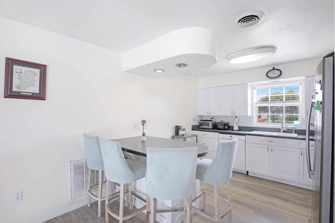 527 Keenan Ave, Fort Myers, FL 33919