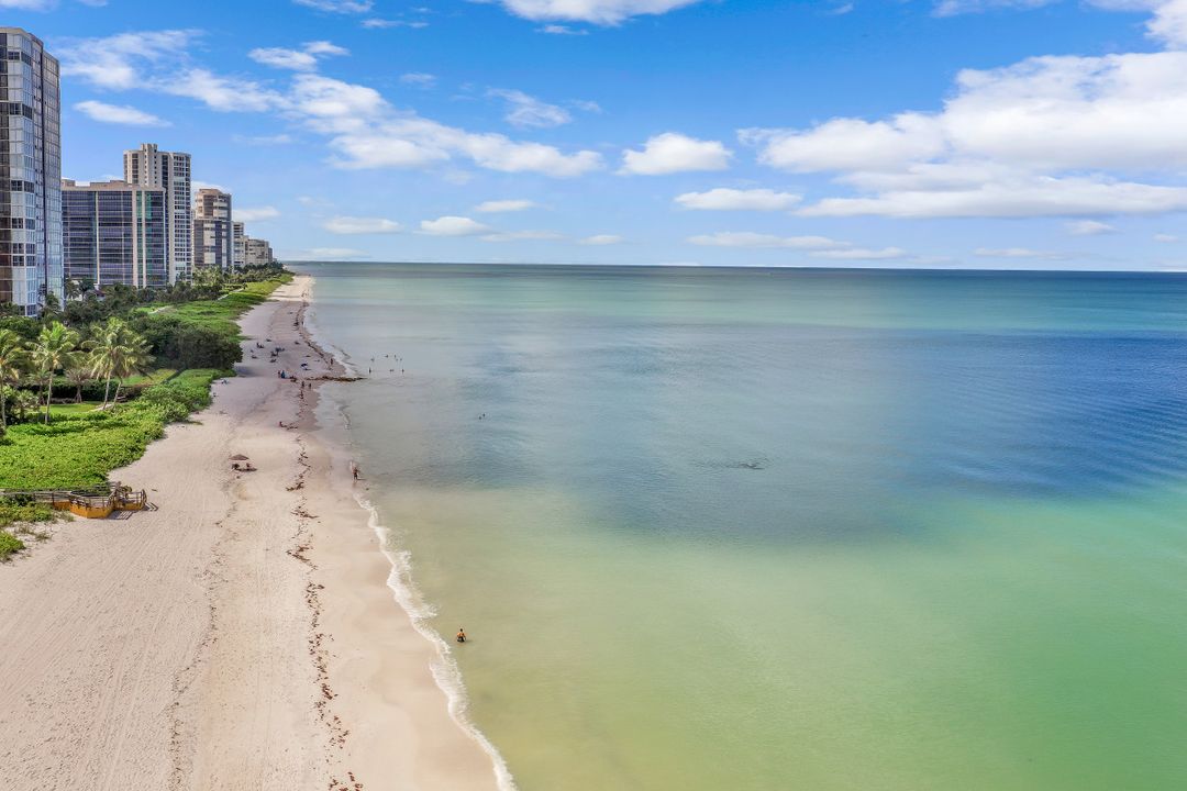 40 Seagate Dr #1203, Naples, FL 34103