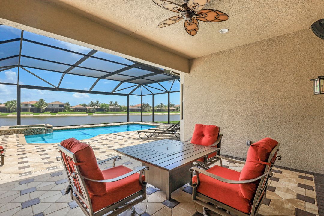 3910 Glacier Ct, Naples, FL 34119