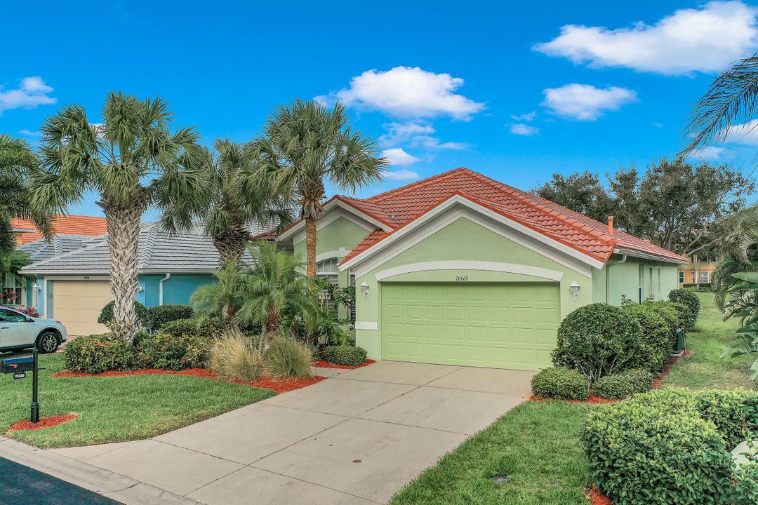 20060 Rookery Dr, Estero, FL 33928
