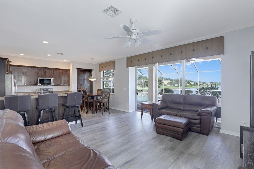 9051 Pittsburgh Blvd, Fort Myers, FL 33967