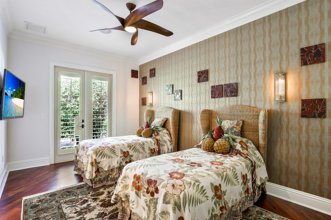18000 Via Bellamare Ln, Miromar Lakes, FL 33913