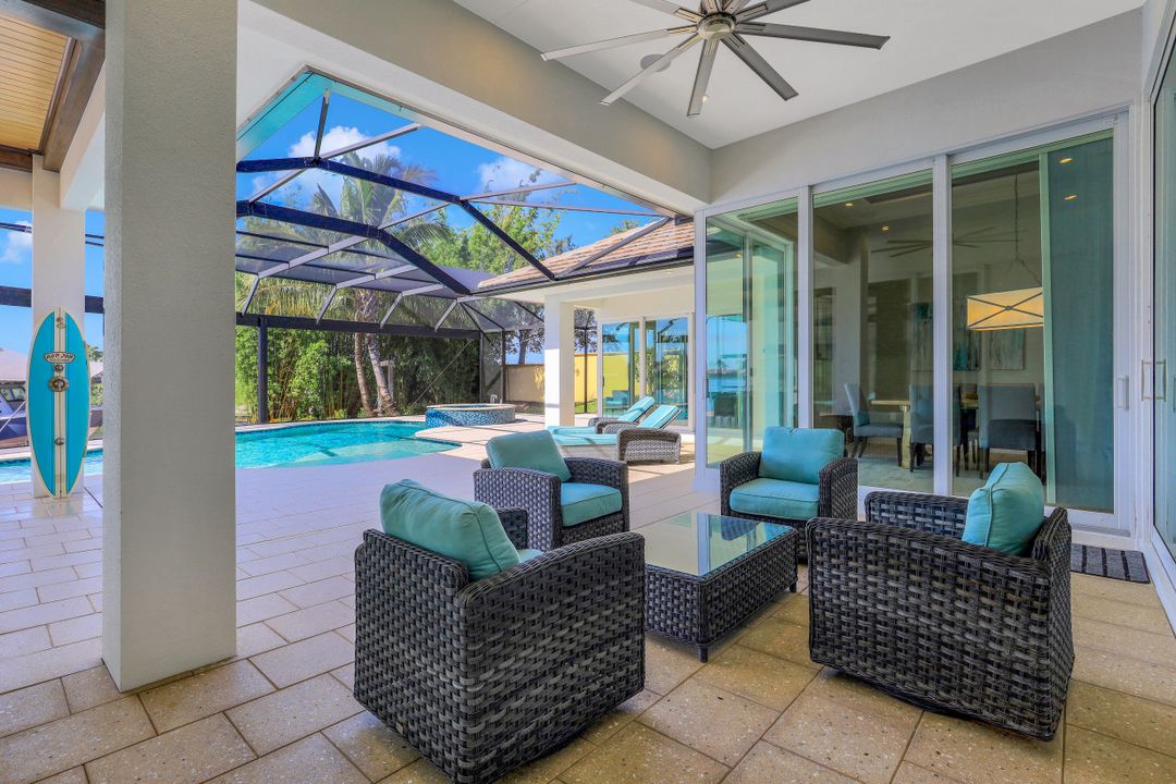 921 W Cape Estates Cir, Cape Coral, FL 33993