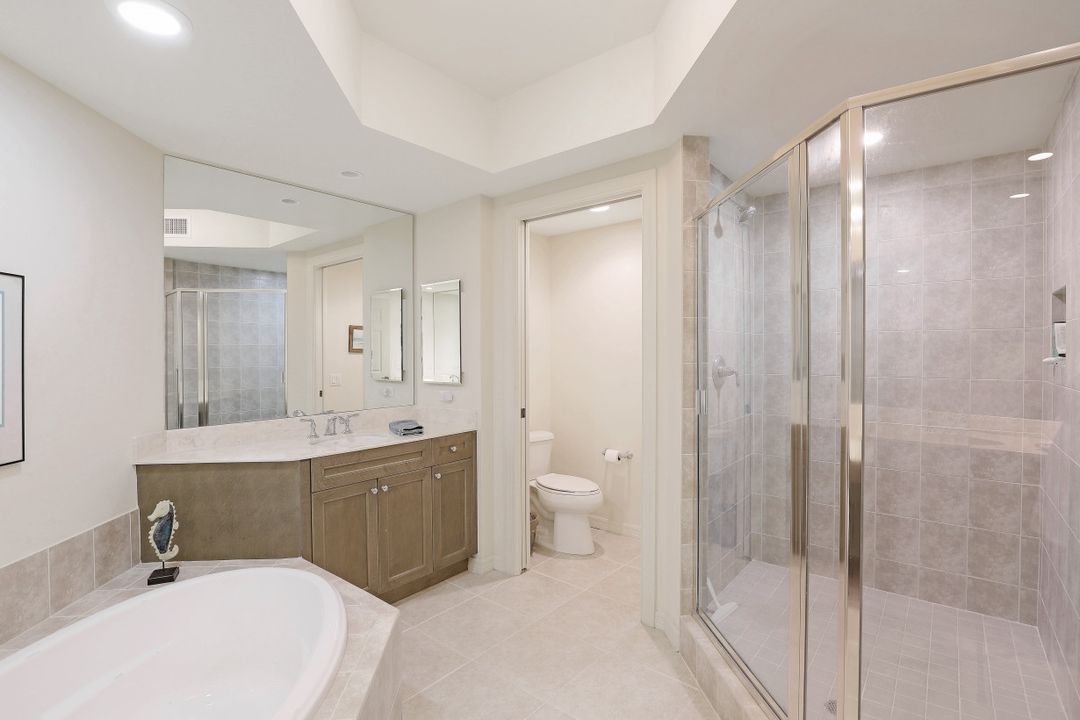 1065 Borghese Ln, Naples, FL 34114