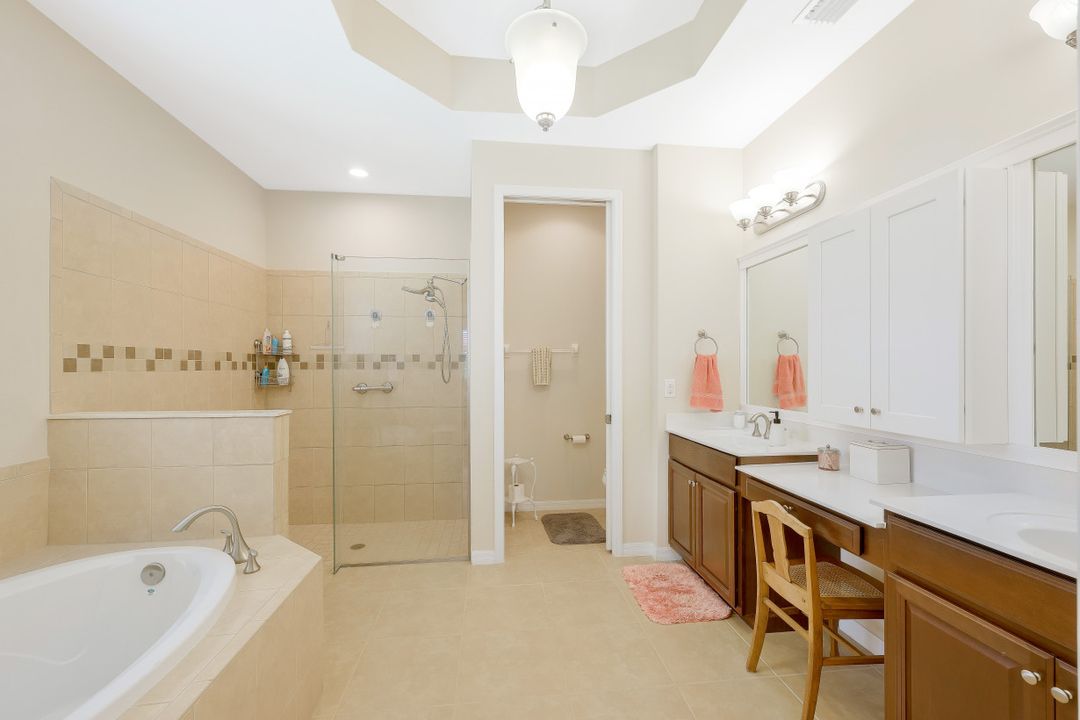 236 Destiny Cir, Cape Coral, FL 33990