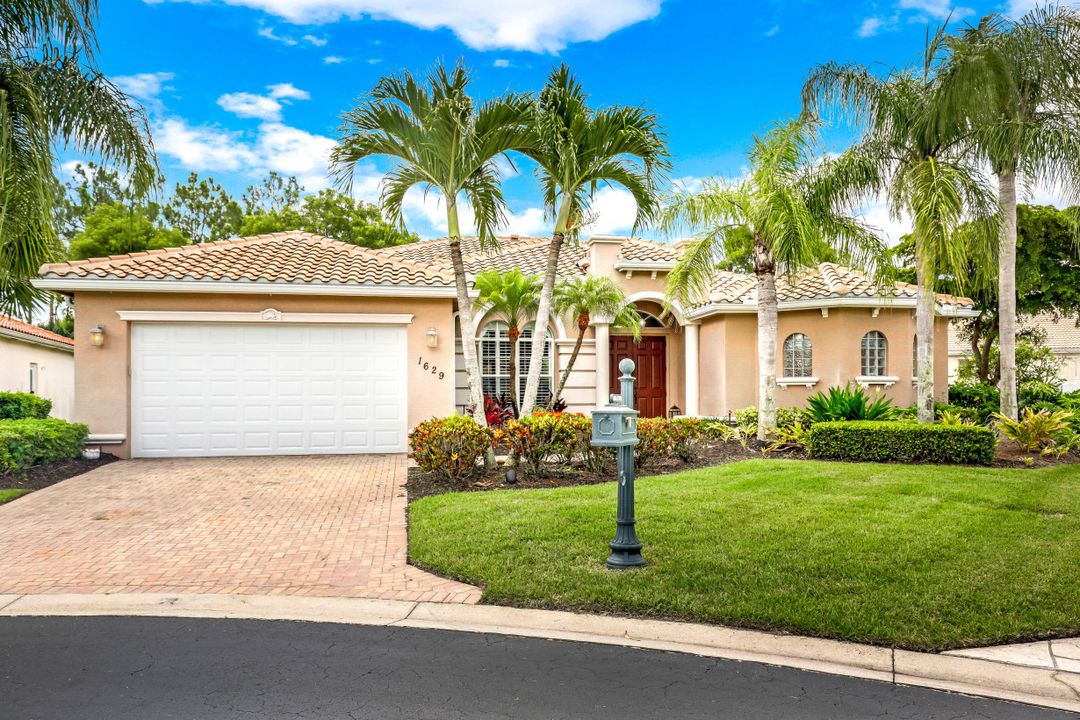 1629 Serenity Cir, Naples, FL 34110