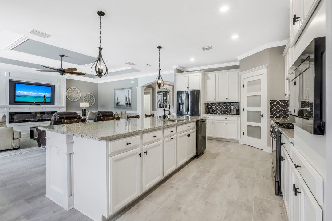 19795 Beverly Park Rd, Estero, FL 33928