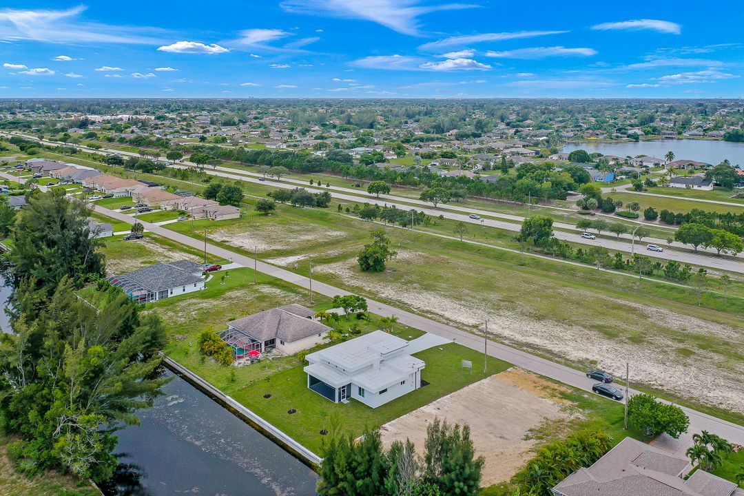 1425 SW 24th St, Cape Coral, FL 33991