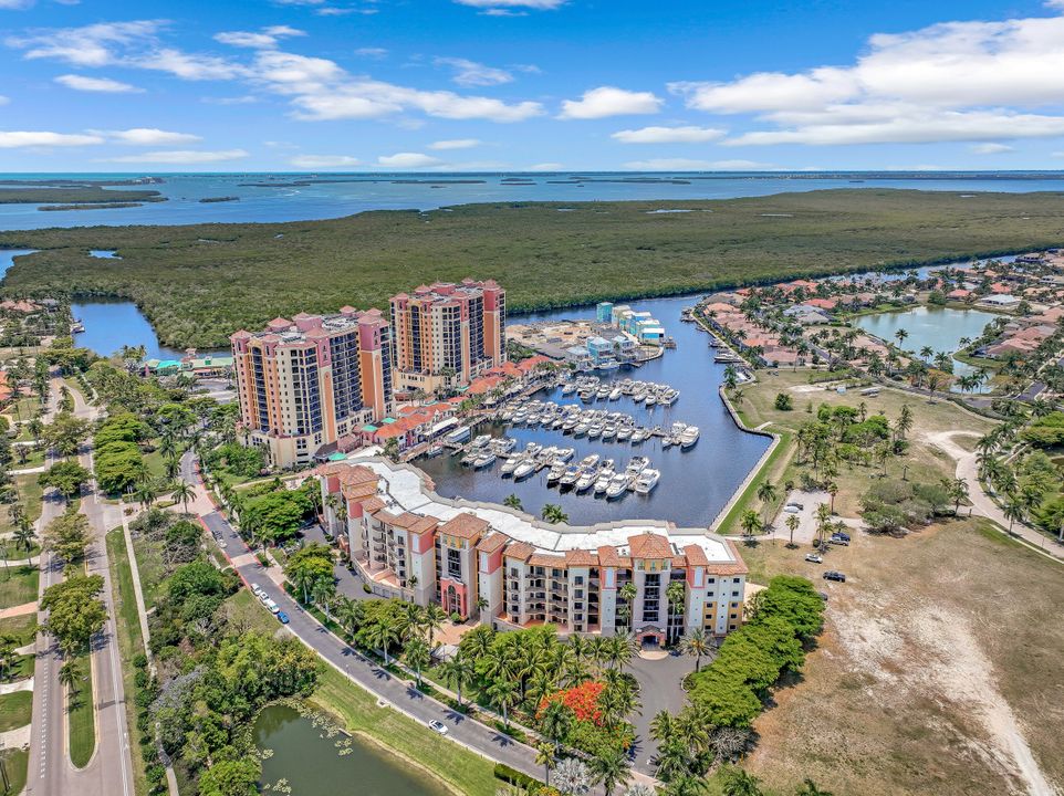 5706 Cape Harbour Dr #110, Cape Coral, FL 33914