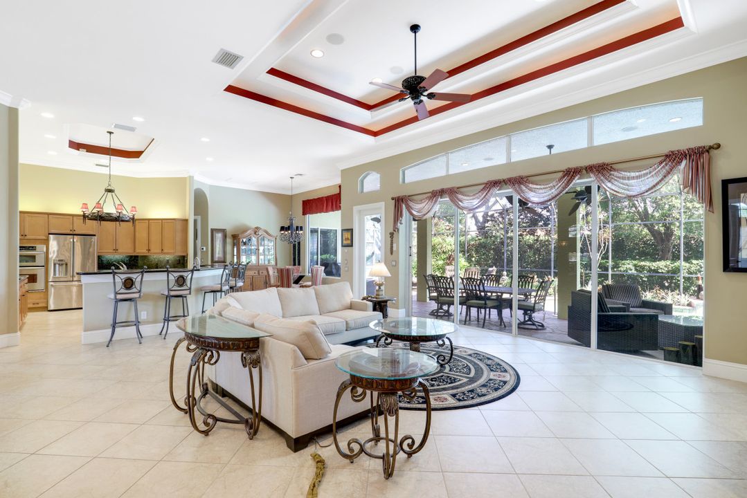 9772 Treasure Cay Ln, Bonita Springs, FL 34135