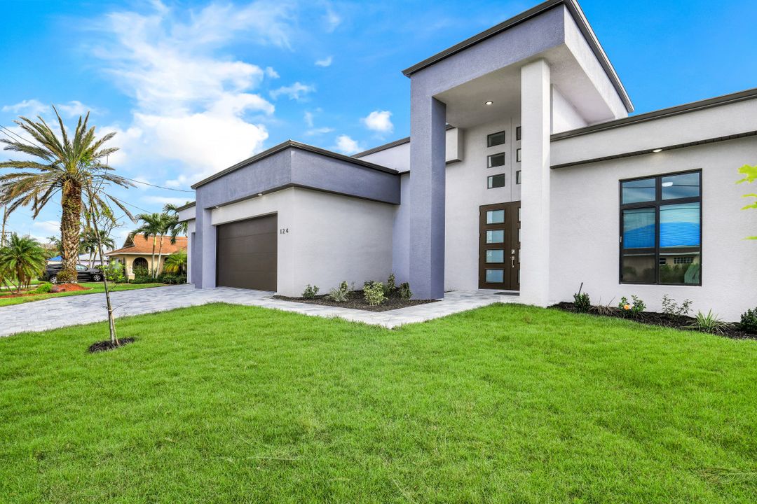 124 SW 38th Terrace, Cape Coral, FL 33914