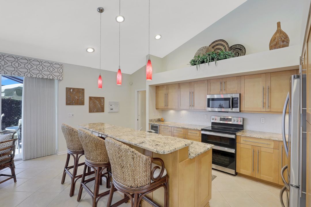 427 Swiss Ct, Marco Island, FL 34145