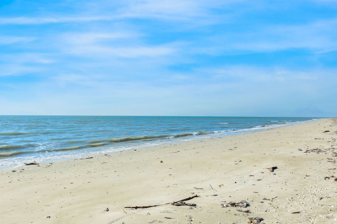 1341 Middle Gulf Dr #1A, Sanibel, FL 33957