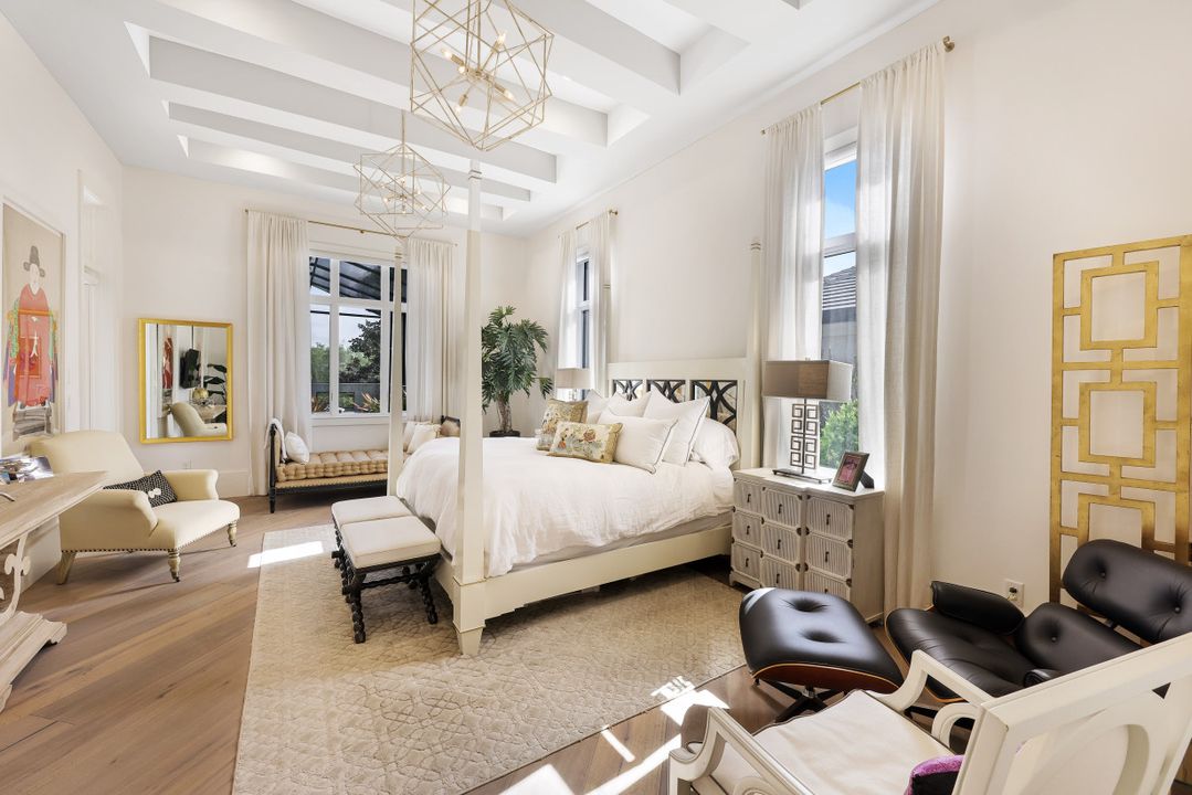 26171 Woodlyn Dr, Bonita Springs, FL 34134