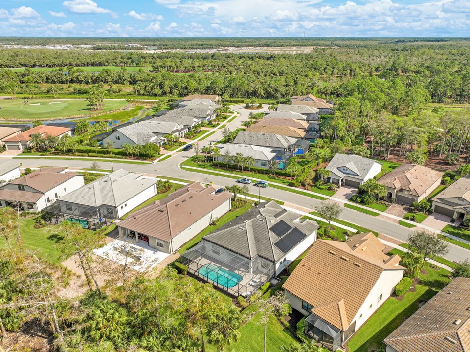 9431 Greyhawk Trl, Naples, FL 34120