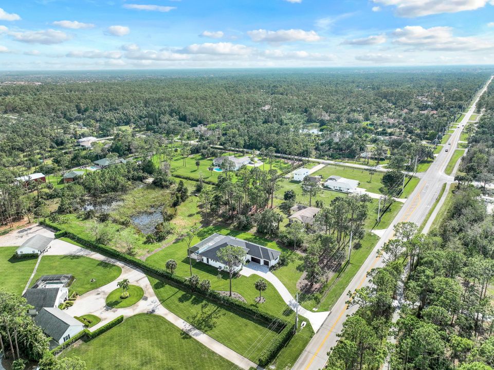 2088 Oakes Blvd, Naples, FL 34119