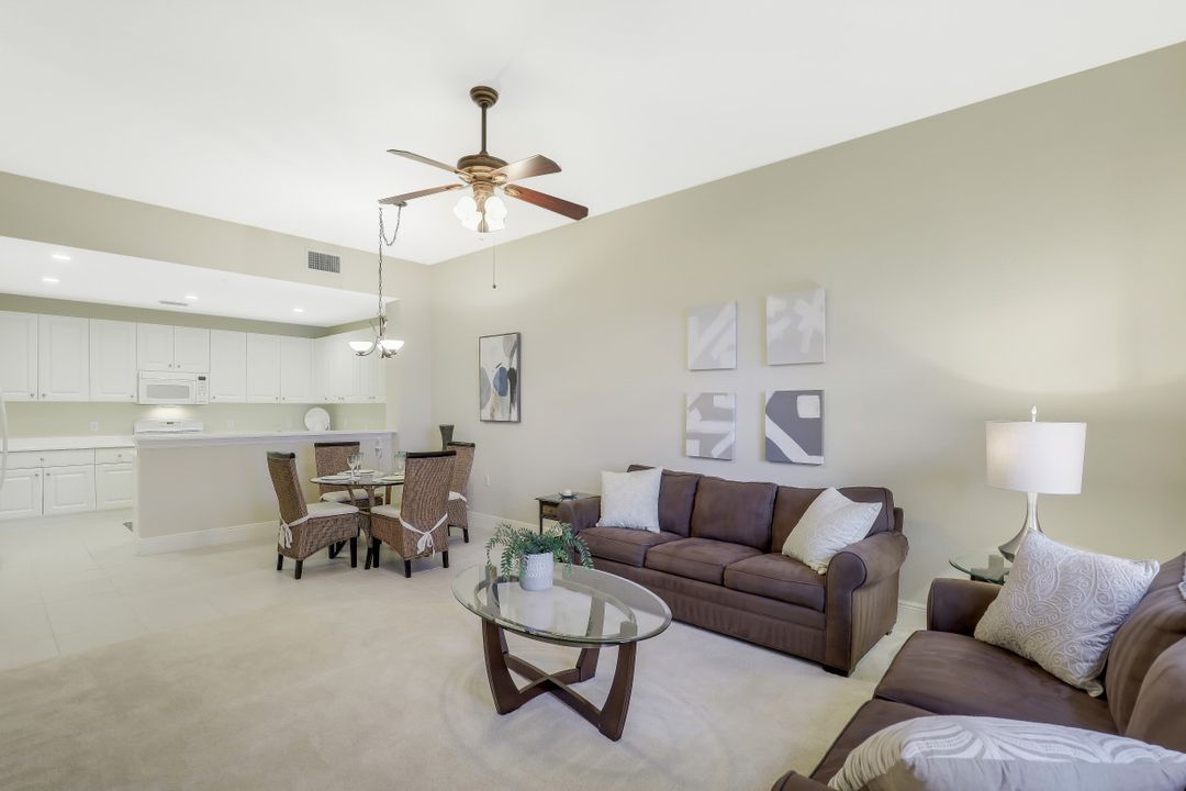 9205 Museo Cir #103, Naples, FL 34114