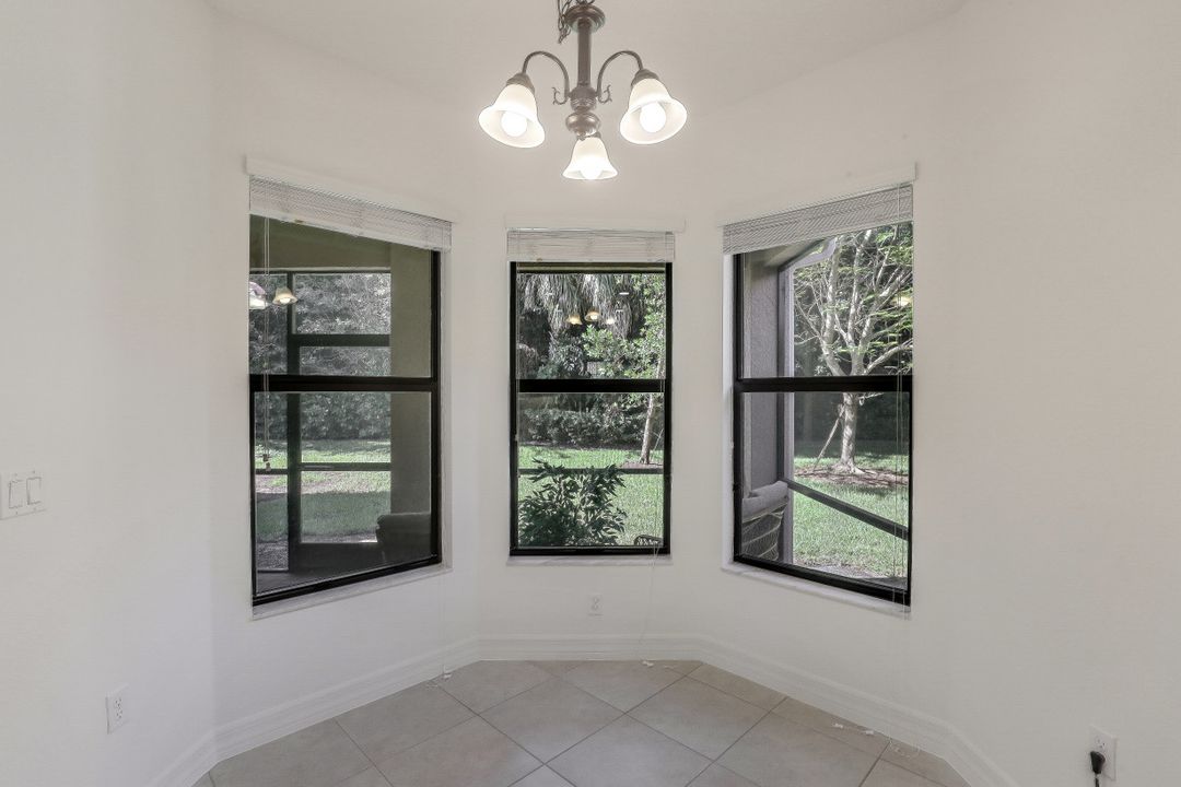 3183 Pacific Dr, Naples, FL 34119