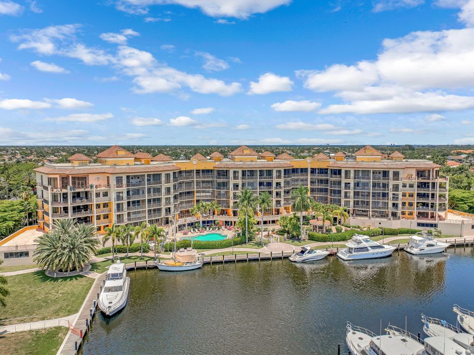 5706 Cape Harbour Dr #110, Cape Coral, FL 33914