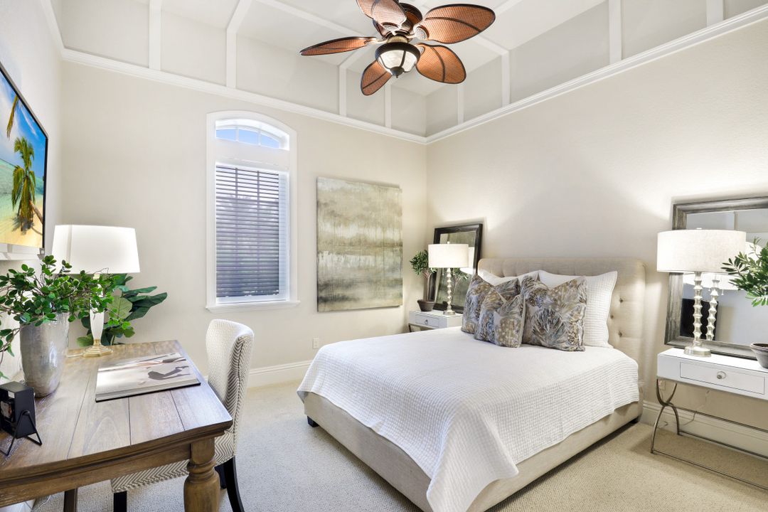 9337 Granite Ct, Naples, FL 34120