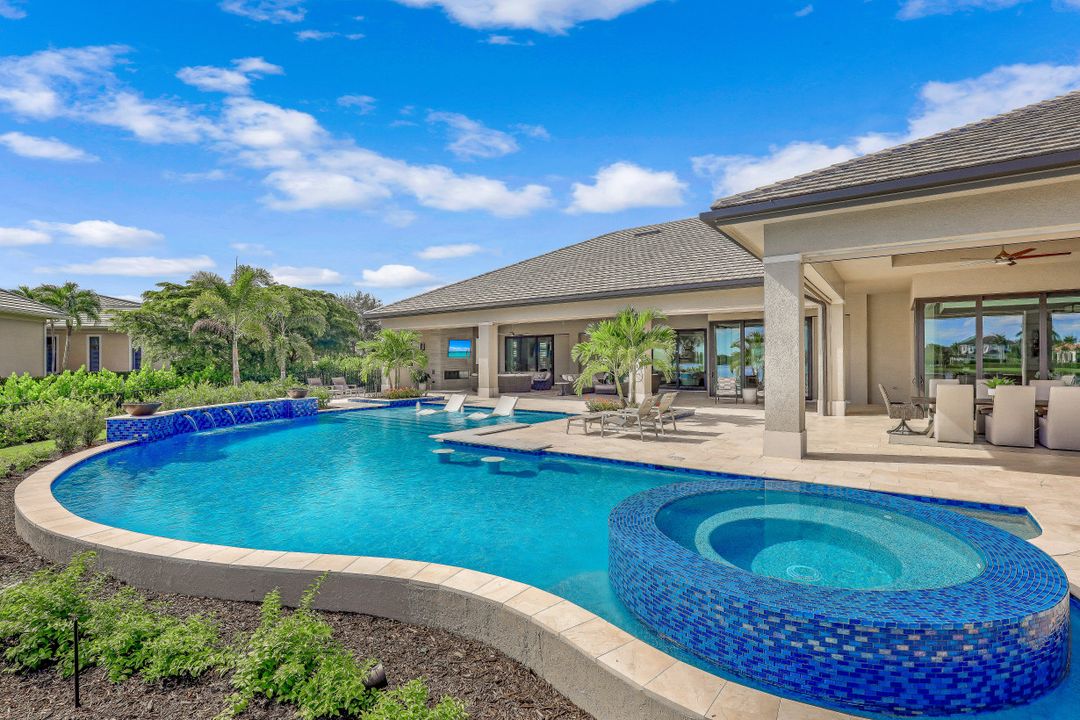 5937 Sunnyslope Dr, Naples, FL 34119