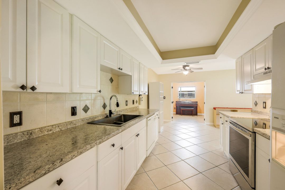 3297 Milwaukee St, Port Charlotte, FL 33980