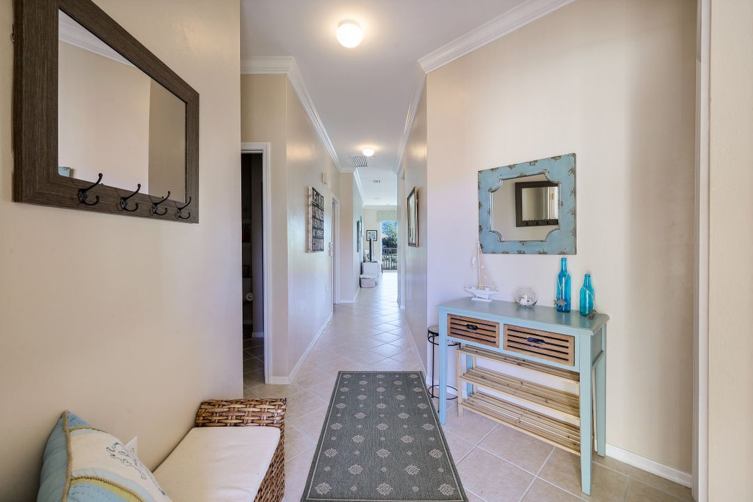 3993 Bishopwood Ct E #206, Naples, FL 34114