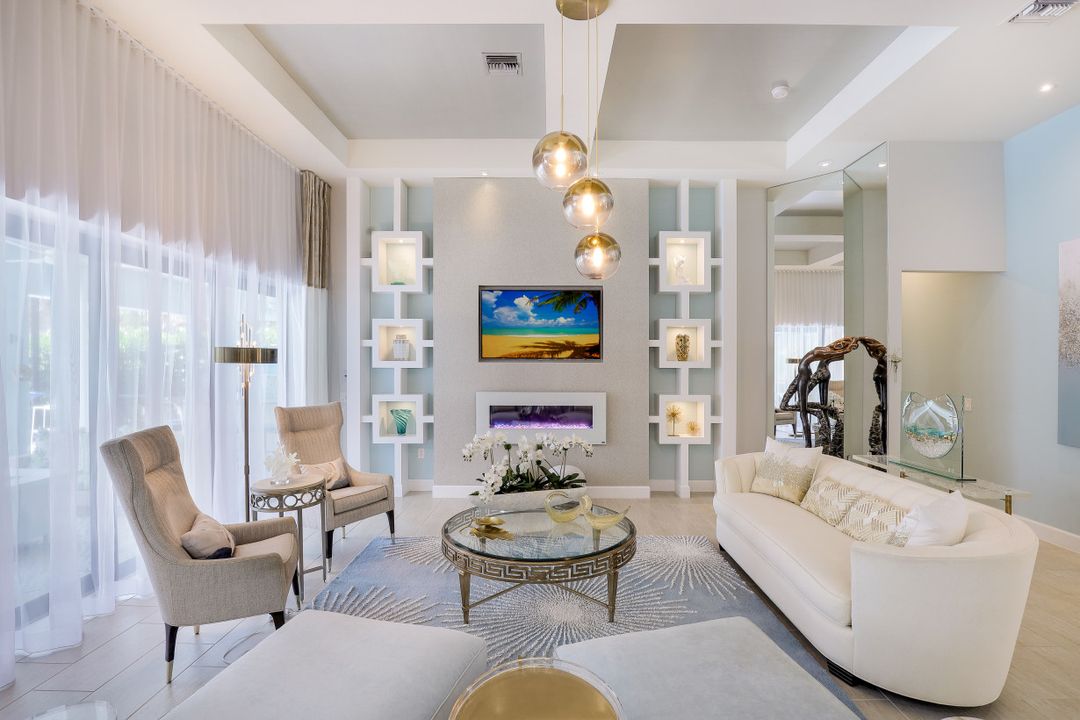 16284 Camden Lakes Cir, Naples, FL 34110