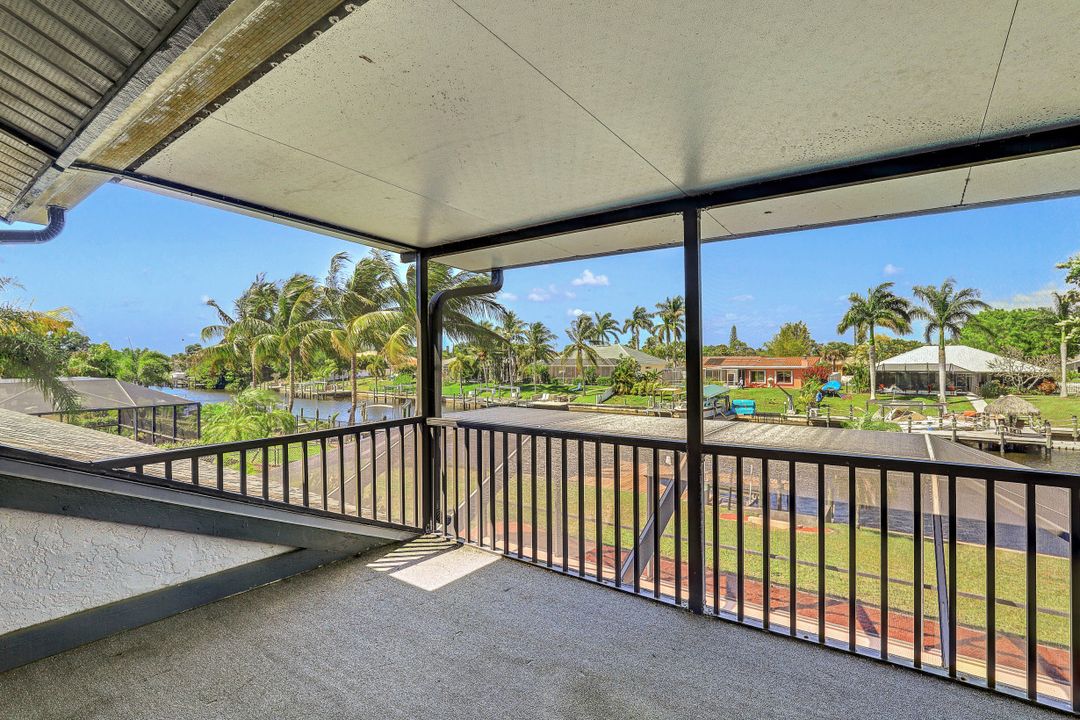 1121 SE 21st St, Cape Coral, FL 33990