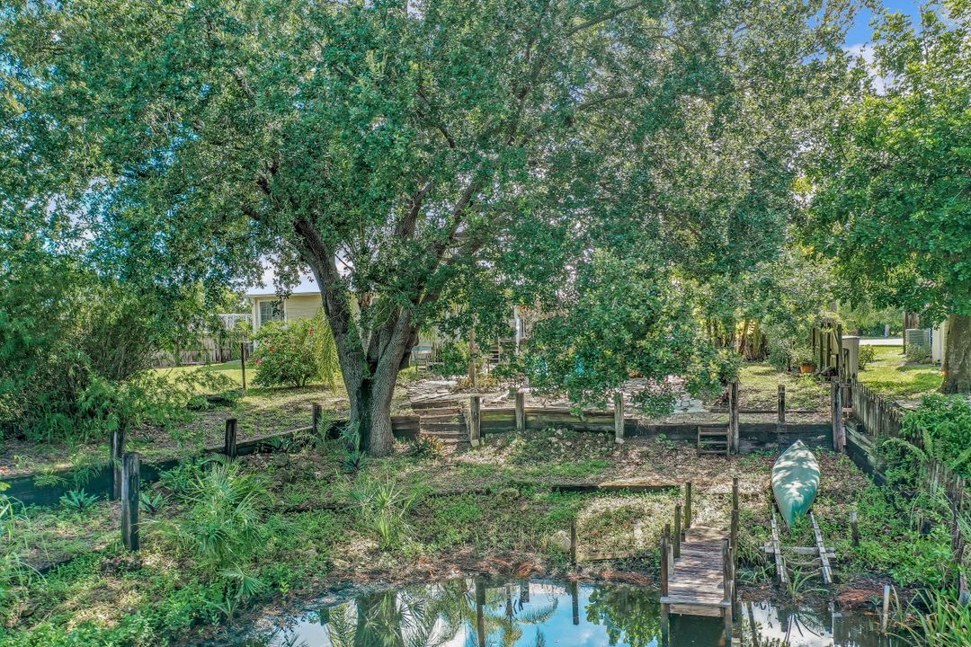 20520 Pine Tree Ln, Estero, FL 33928