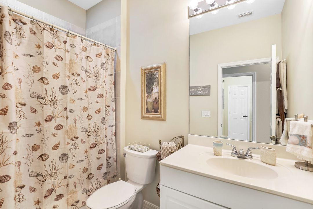 7060 Bay Woods Lake Ct #201, Fort Myers, FL 33908