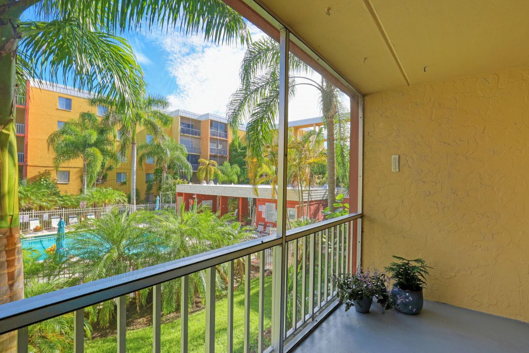 2366 E Mall Dr #205, Fort Myers, FL 33901