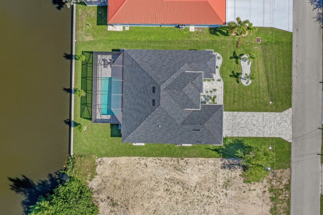 1001 SW 37th St, Cape Coral, FL 33914