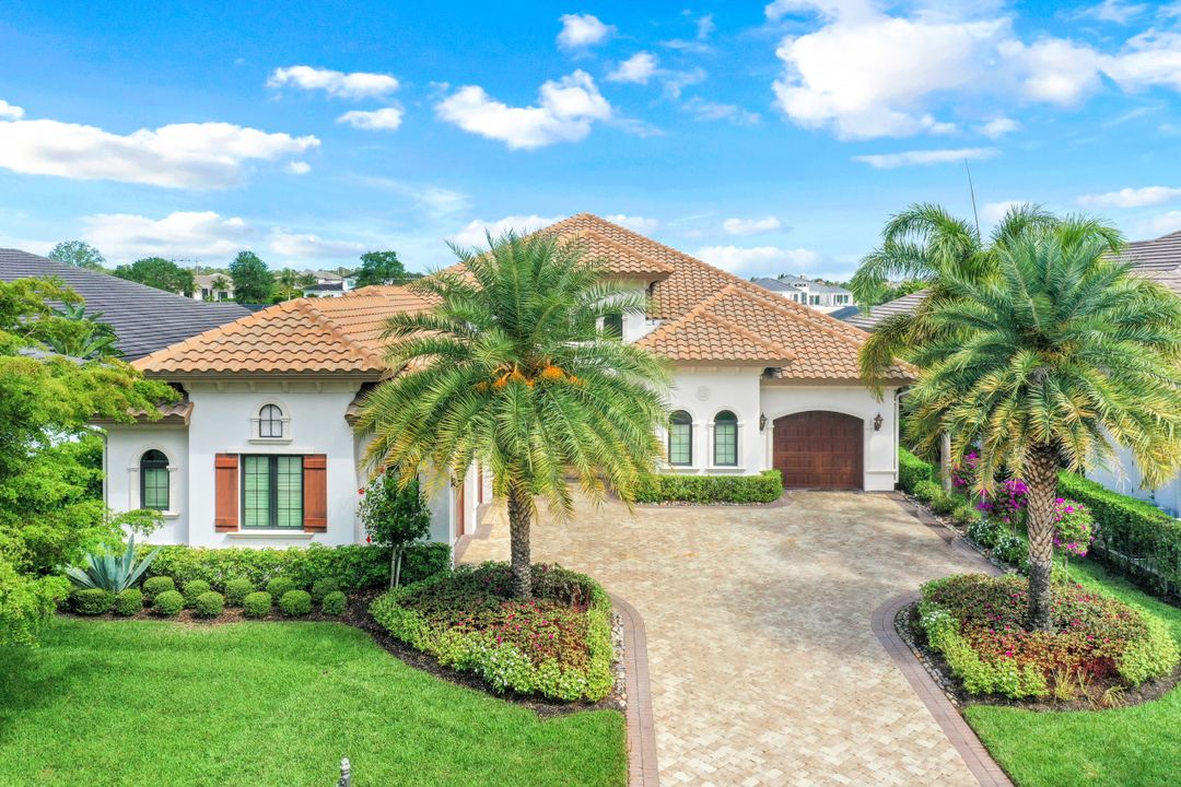 16459 Seneca Way, Naples, FL 34110