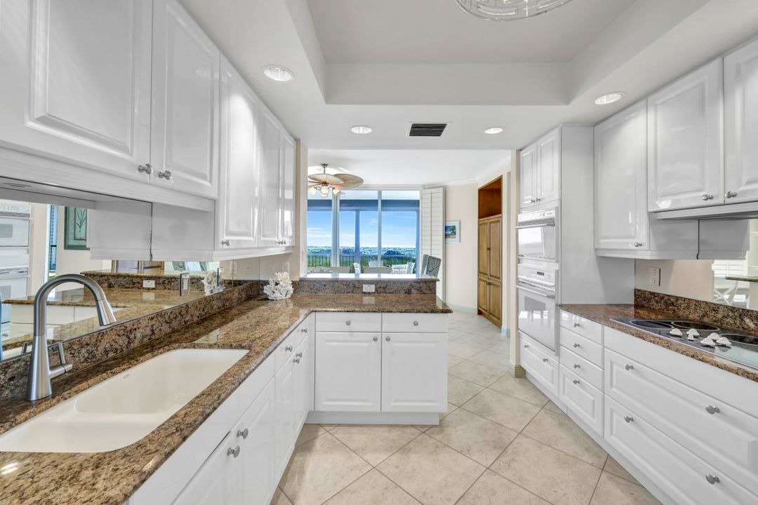 8960 Bay Colony Dr #1202, Naples, FL 34108